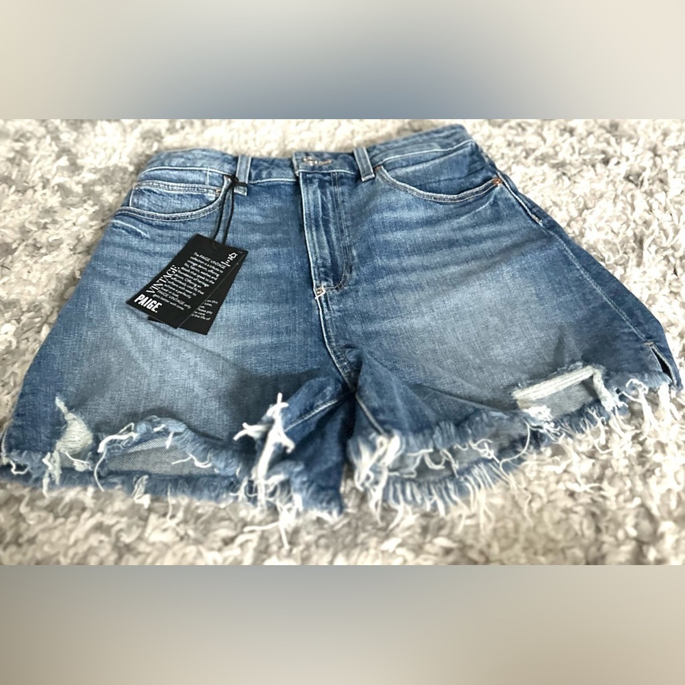 PAIGE Dani High Rise Denim Shorts NWT Leela Deconstructed Size 26 - Picture 7 of 15